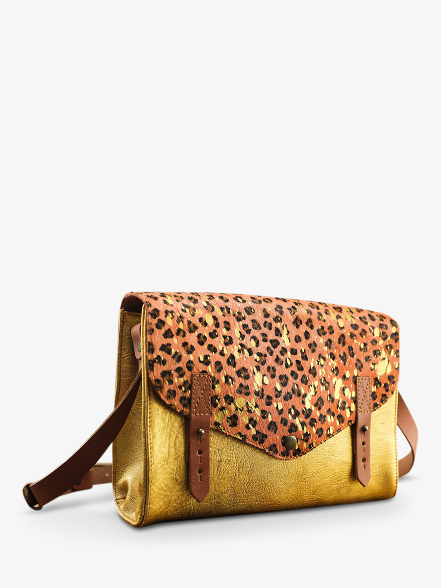 photo-vue-de-cote-bandouliere-bag-leather-woman-gold-pink-indispensable-leopard-gold-pink-paul-marius-w08-lp-pi-g
