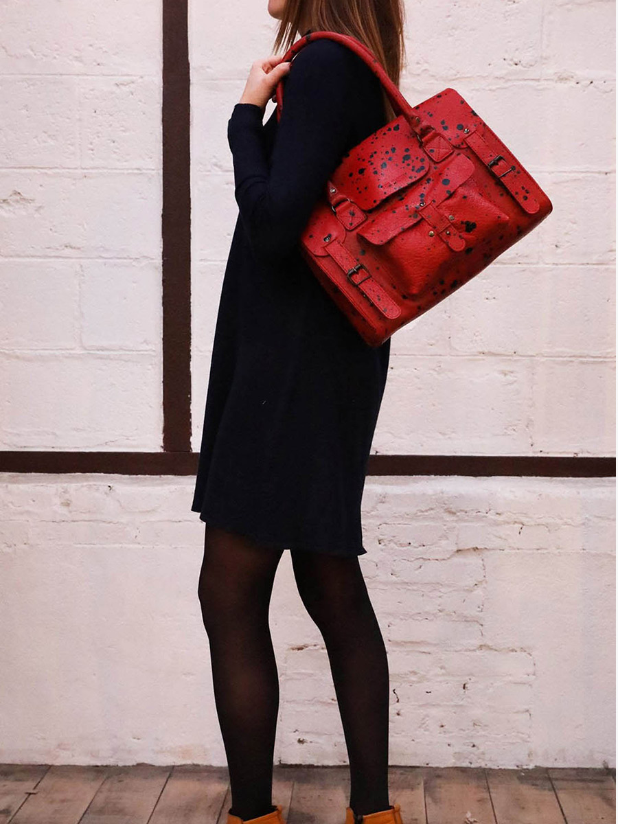 foto-interieur-sac-bandouliere-leder-leder-rood-lerive-links-kunstenaar-m-rood-carmin-paul-marius-w01m-a-r