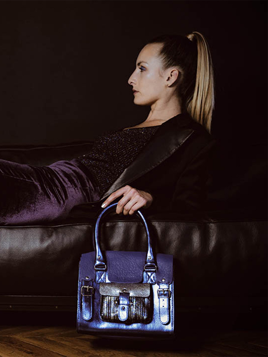 photo-front-view-bandolier-tas-leder-vrouw-lerive-left-s-cosmos-paul-marius-w01s-cs