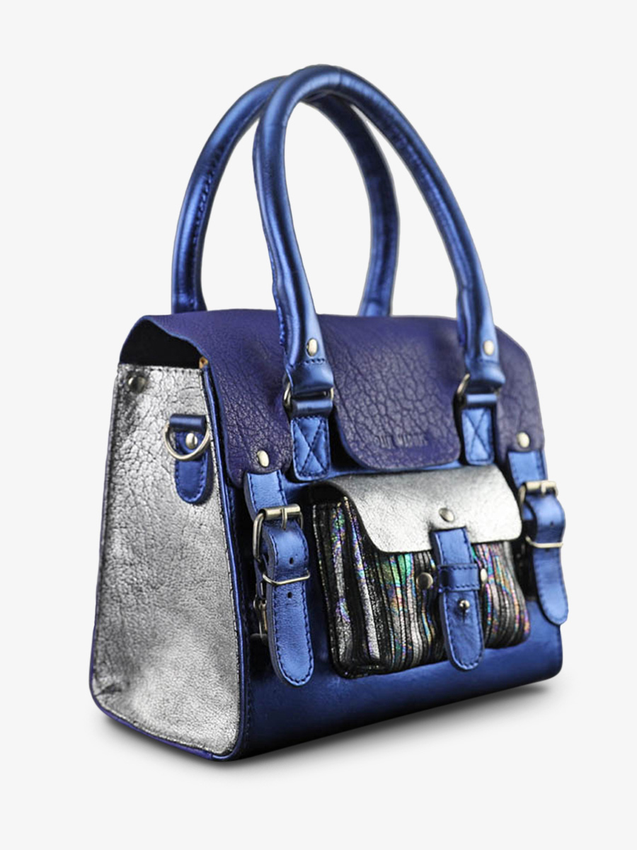 foto-interieur-sac-bandouliere-cuir-vrouw-links-rivier-s-cosmos-paul-marius-w01s-cs