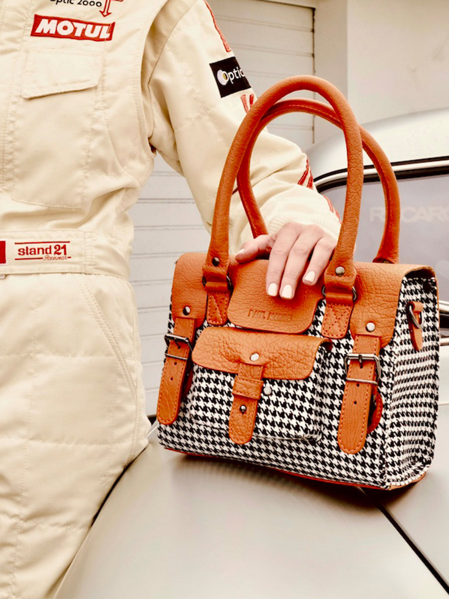 foto-front-bandelier-tas-leder-vrouw-oranje-lerief-links-grote-prijs-tangerine-paul-marius-w01s-hs-o