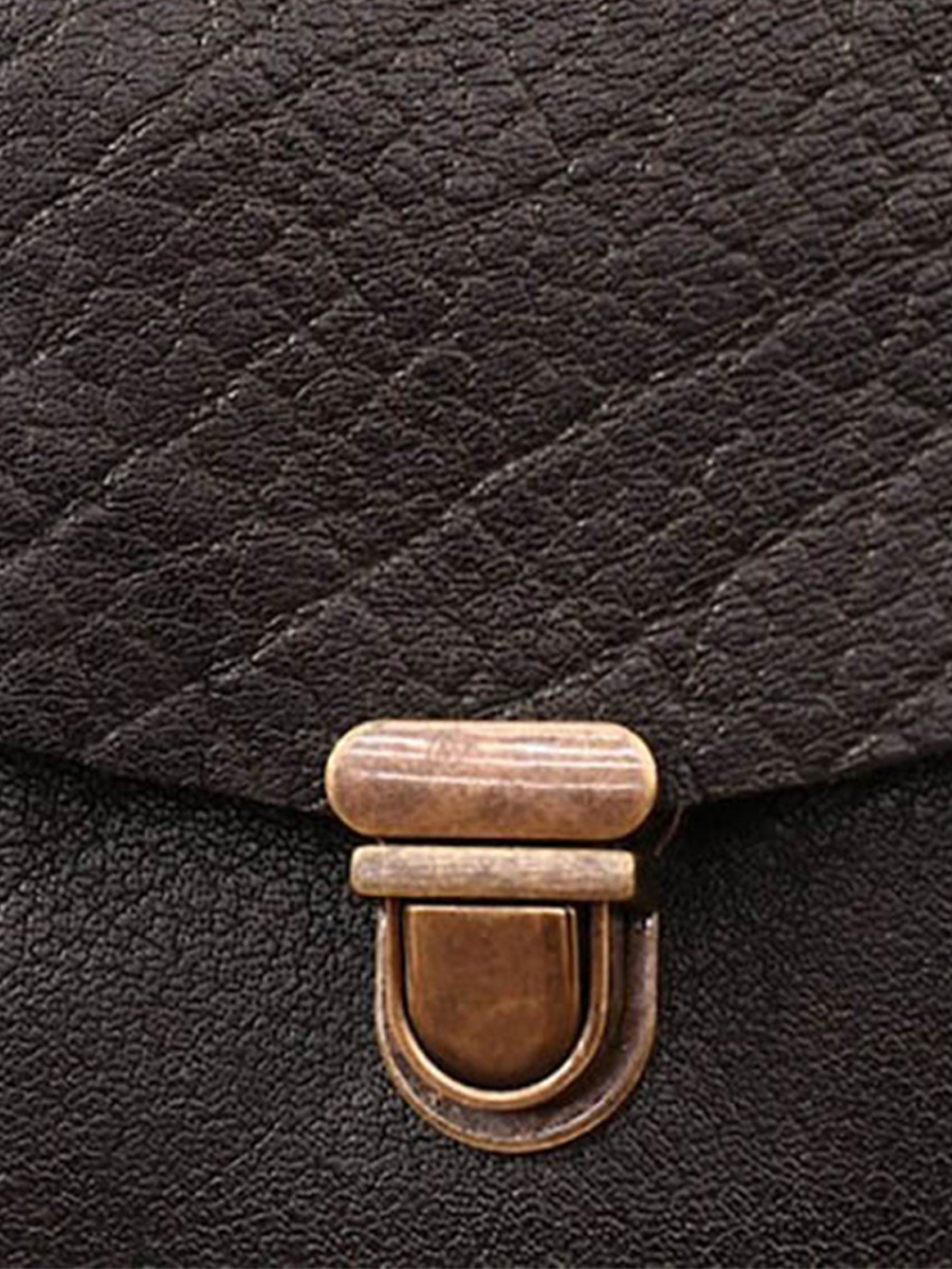foto-interieur-bandouliere-leren-tas-vrouw-zwart-mademoiselle-george-black-paul-marius-w05-b