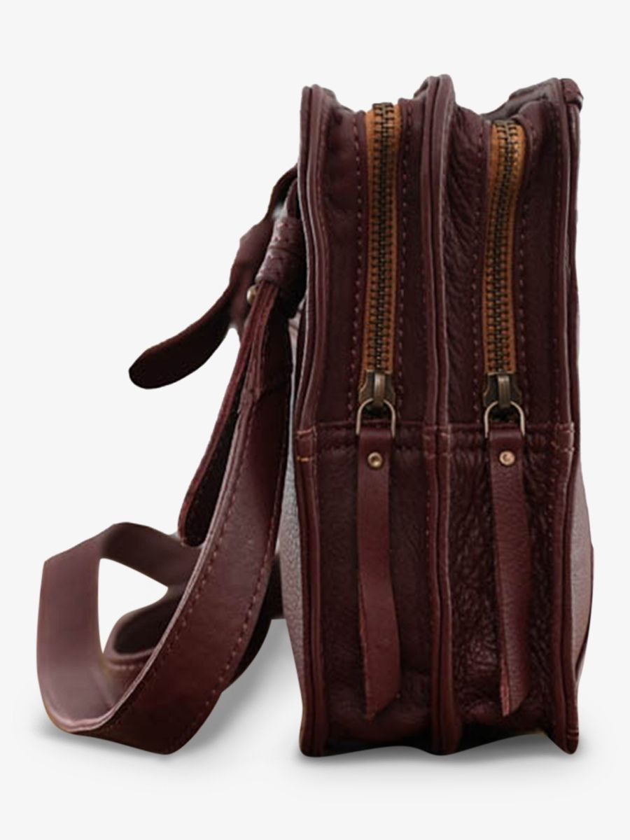 photo-cote-view-bandouliere-tas-vrouw-leder-violet-legraphic-prune-paul-marius-w17-p