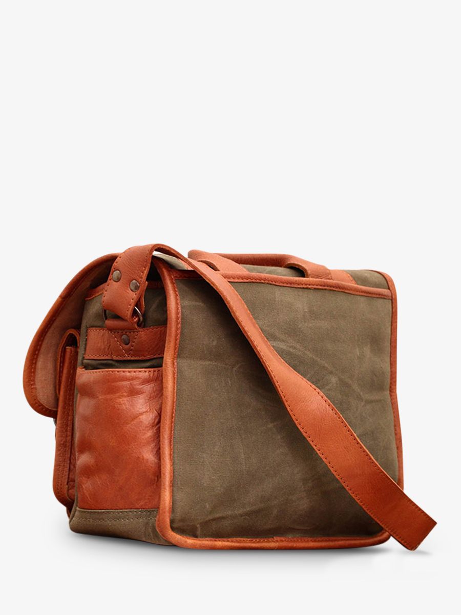 foto-vue-de-dos-sac-foto-cuir-argentique-vert-lepetitreporter-toilet-vert-kaki-paul-marius-m10-gc