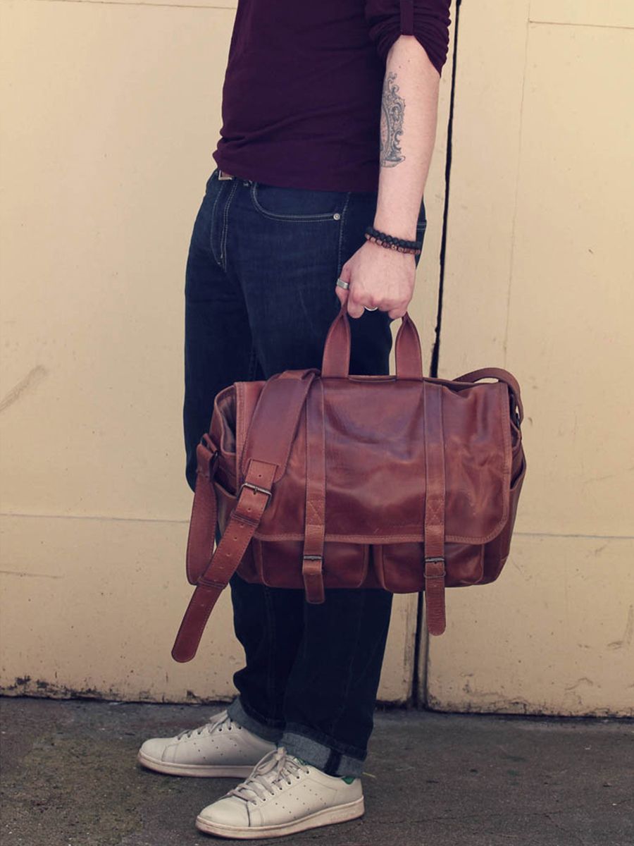 foto-interieur-foto-tas-leder-zilver-zwart-lereporter-indus-paul-marius-m54-d