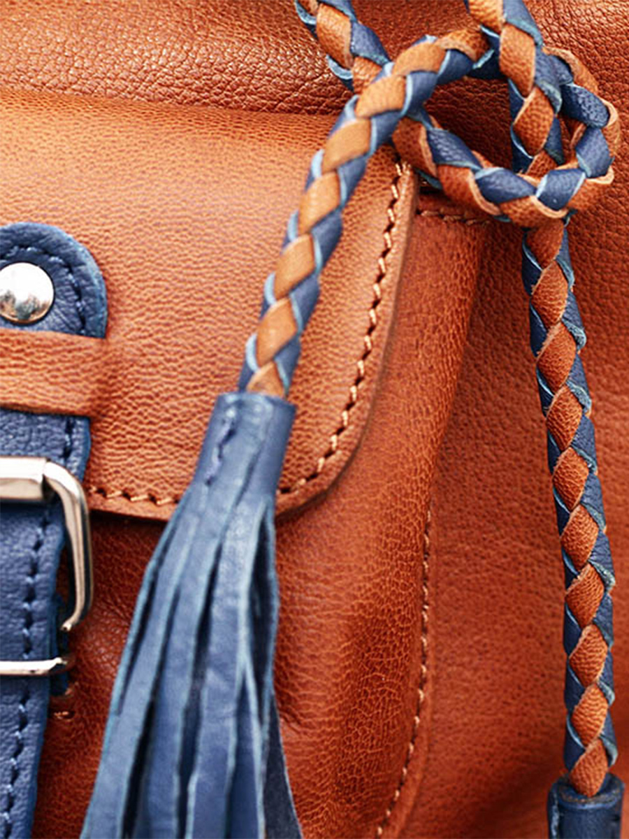 foto-rugtas-leder-vrouw-bruin-blauw-naturel-blauw-paul-marius-m303-b-l