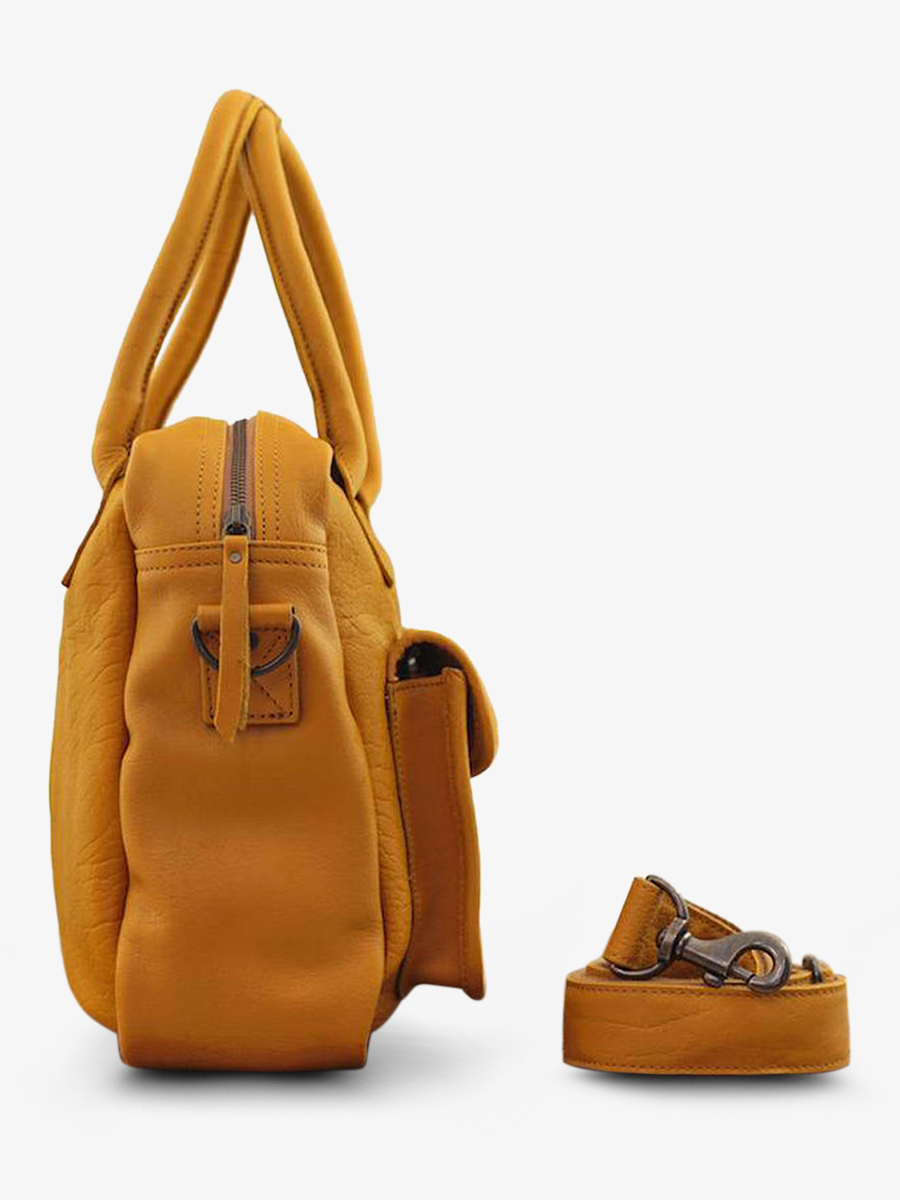 foto-interieur-document-deur-leder-vrouw-geel-ledandy-safran-paul-marius-w04-y