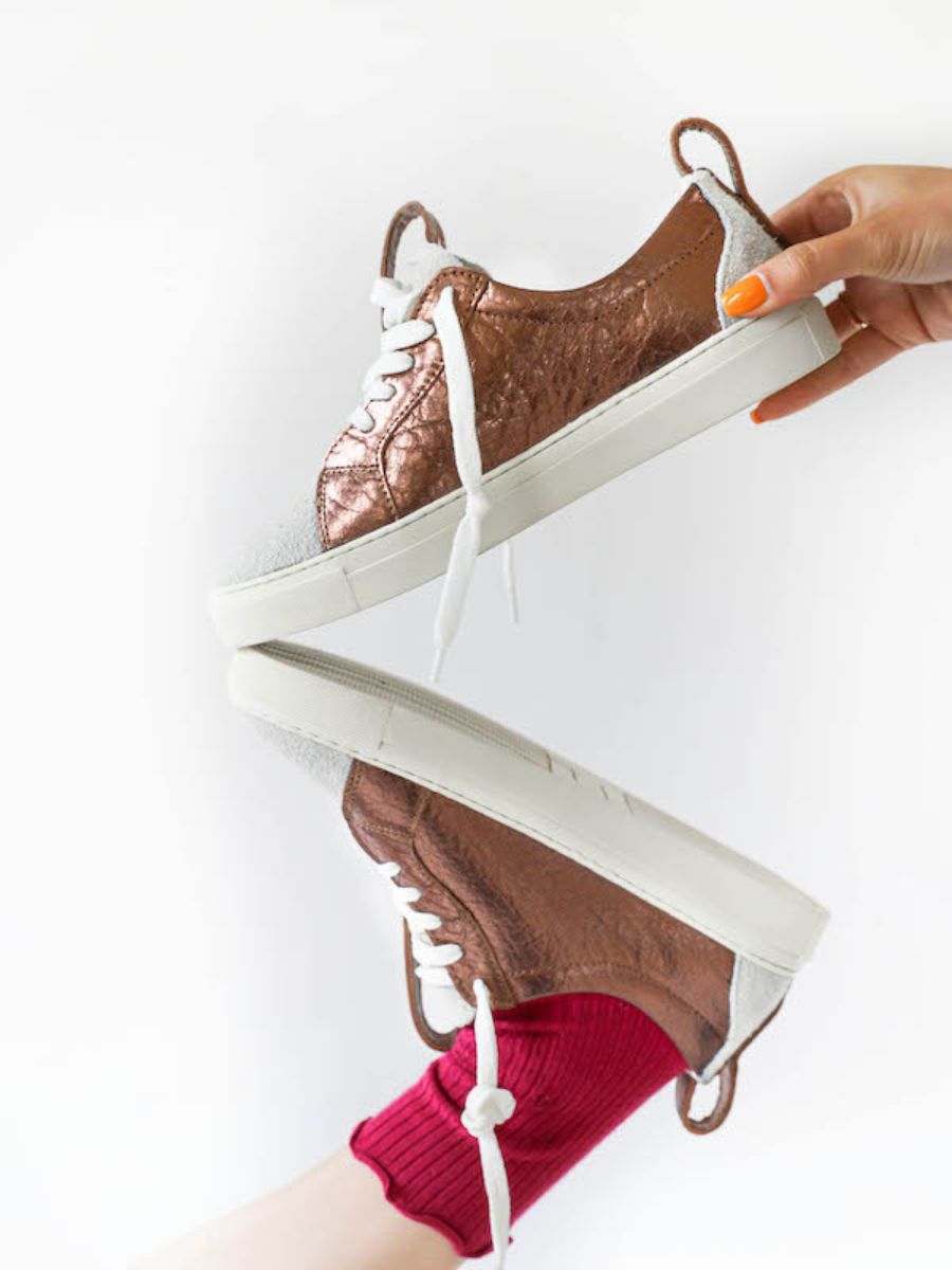 foto-front-sneaker-vrouw-leer-koper-wit-pm002-koper-wit-paul-marius-pm002-c-w-s36