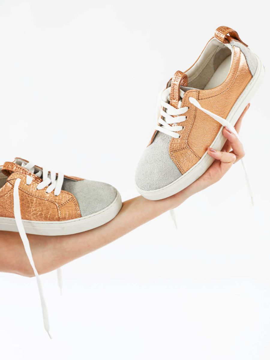 photo-defile-sneaker-vrouw-leer-pink-gold-white-pm002-gold-white-paul-marius-pm002-g-pi-w-s36 PM002-G-PI-W-S36