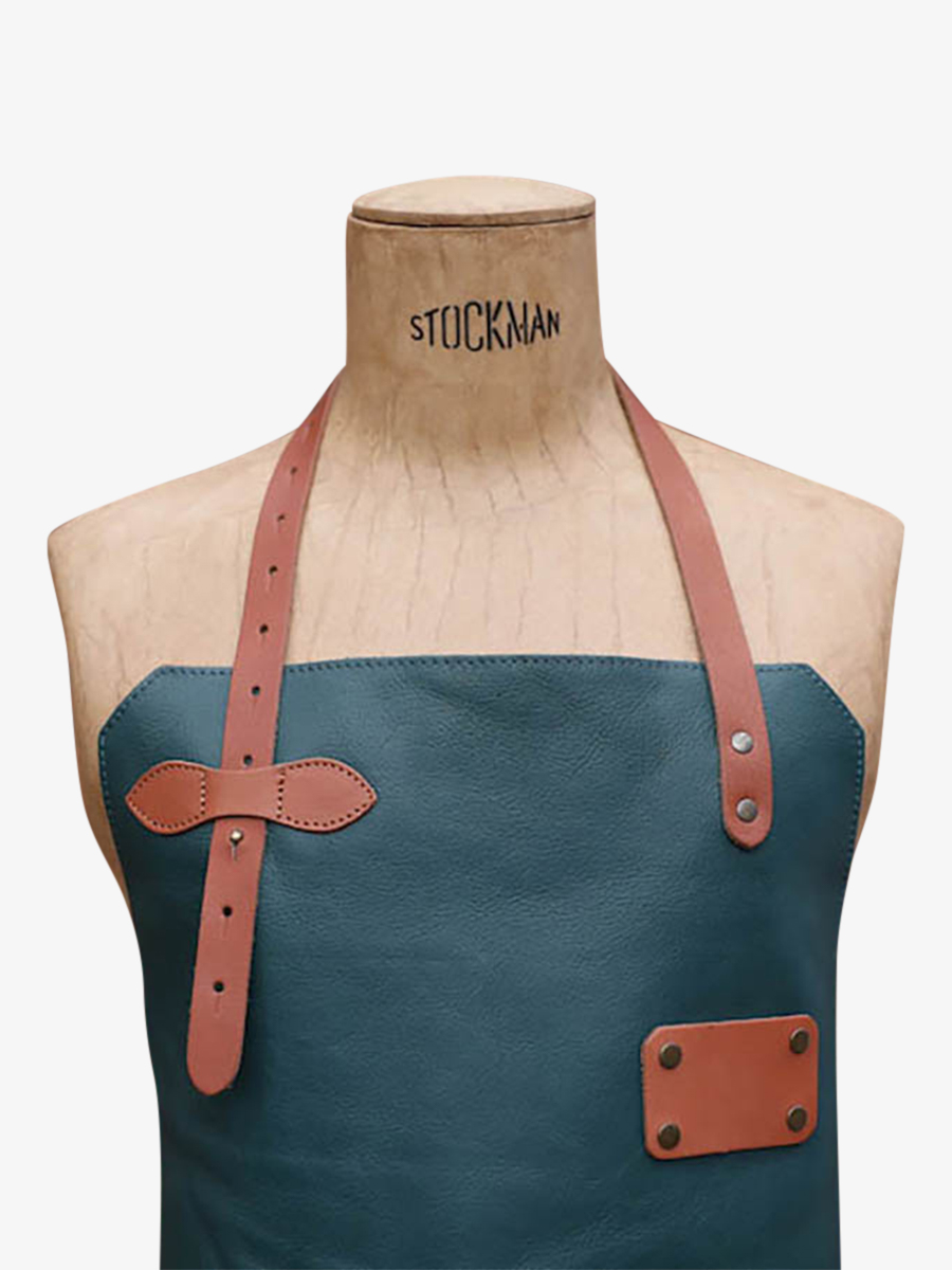 photo-vue-de-face-tablier-cuir-jardinage-vert-bleu-ablier-en-cuir-cobalt-paul-marius-apron-leather-db