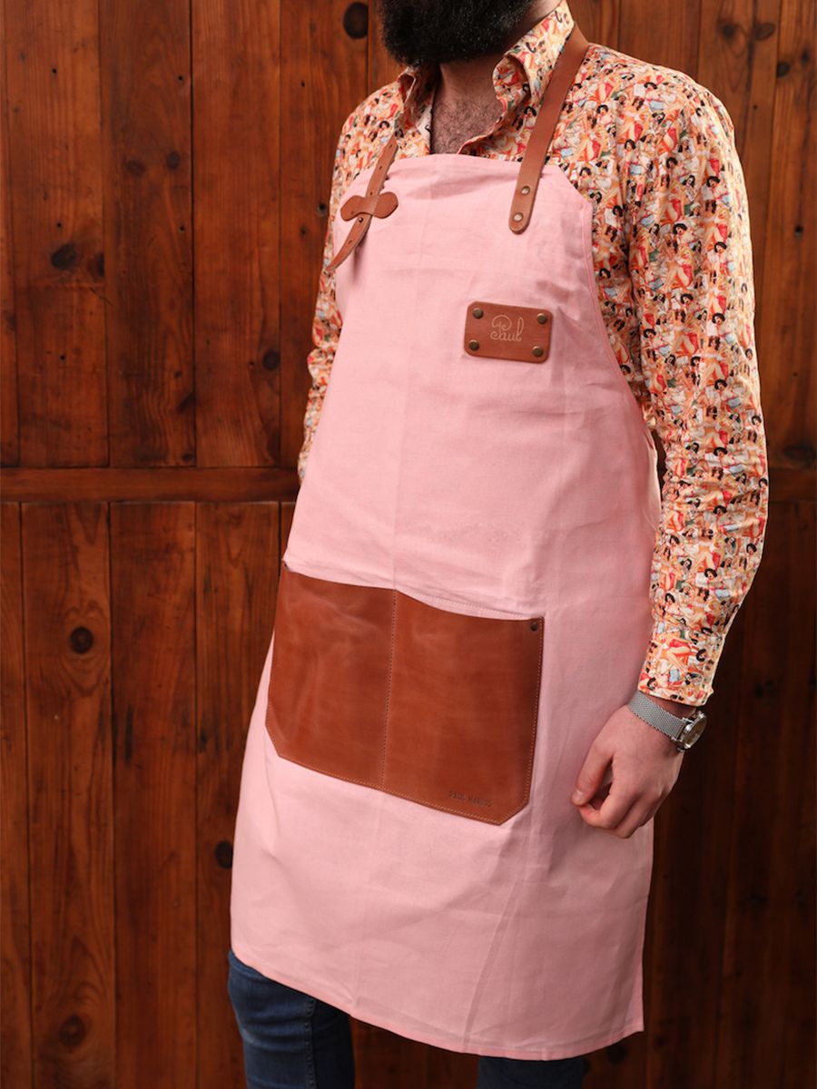 foto-portee-tablier-cuir-jardinage-noir-letablier-noir-paul-marius-apron-b