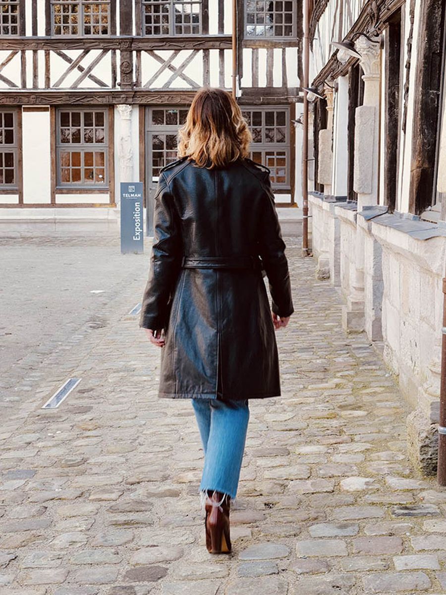 photo-back-deur-leren-trench-black-letrench-black-paul-marius-wtc-b-s36