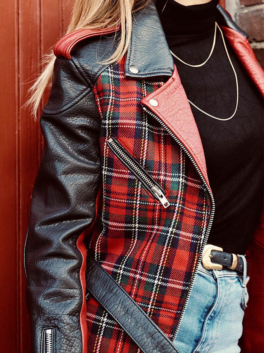 foto-achteraanzicht-dames-leren-trench-red-letrench-tartan-red-paul-marius-wtc-sco-r-s36