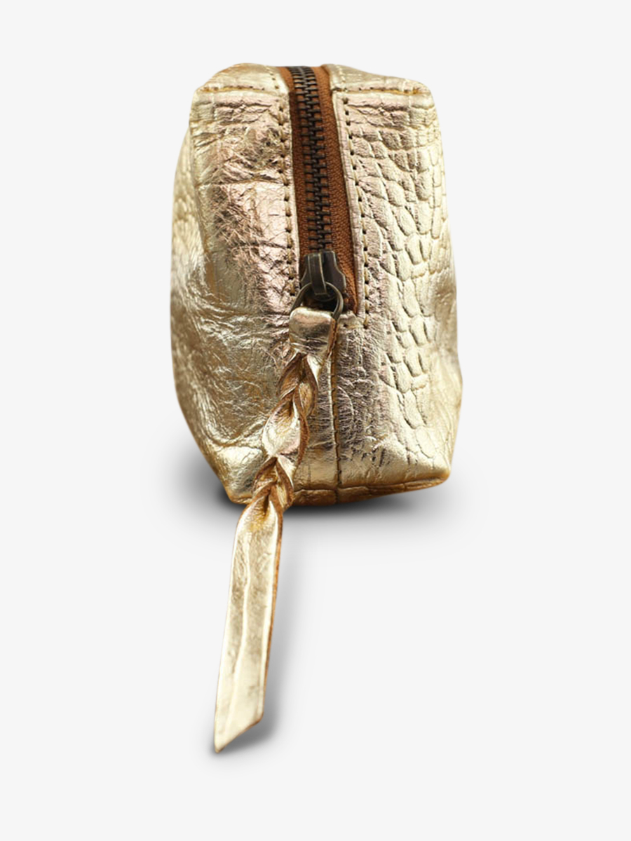 foto-interieur-leren-pocket-vrouw-goud-adele-caiman-dore-paul-marius-m500-c-g