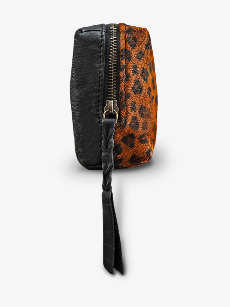foto-interieur-zak-leder-vrouw-zwart-adele-leopard-zwart-paul-marius-m500-lp-b