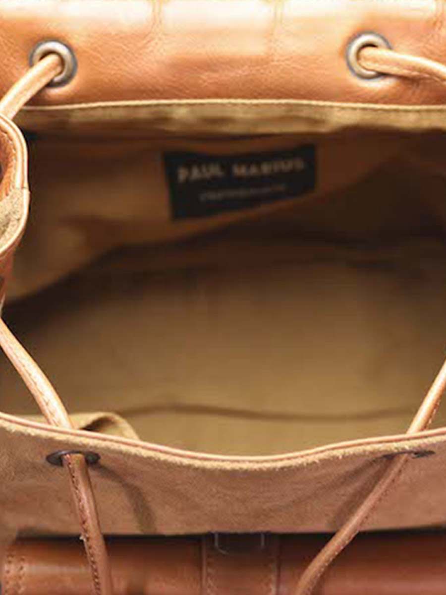foto-interieur-sac-a-dos-cuir-femme-marron-violet-lebaroudeur-pampa-naturel-raisin-paul-marius-m39-ol-dr