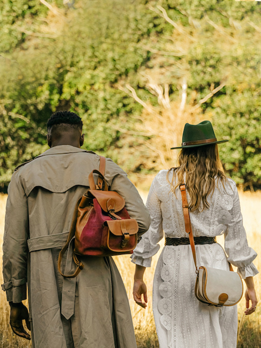 foto-rugzak-vrouwen-leren-tas-bruin-violet-lebaroudeur-pampa-naturel-raisin-paul-marius-m39-ol-dr