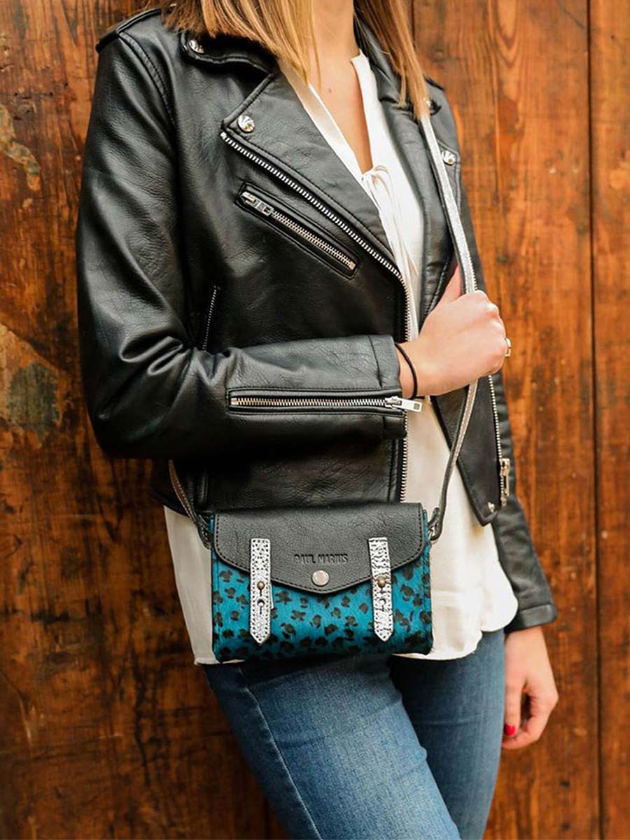 photo-purse-bandolier-LEATHER-WOMAN-BLUE-SILVER-LE-MINI-INDISPENSABLE-LEOPARD-BLUE-POOL-SILVER-PAUL-MARIUS-W08S-LP-BLU-B