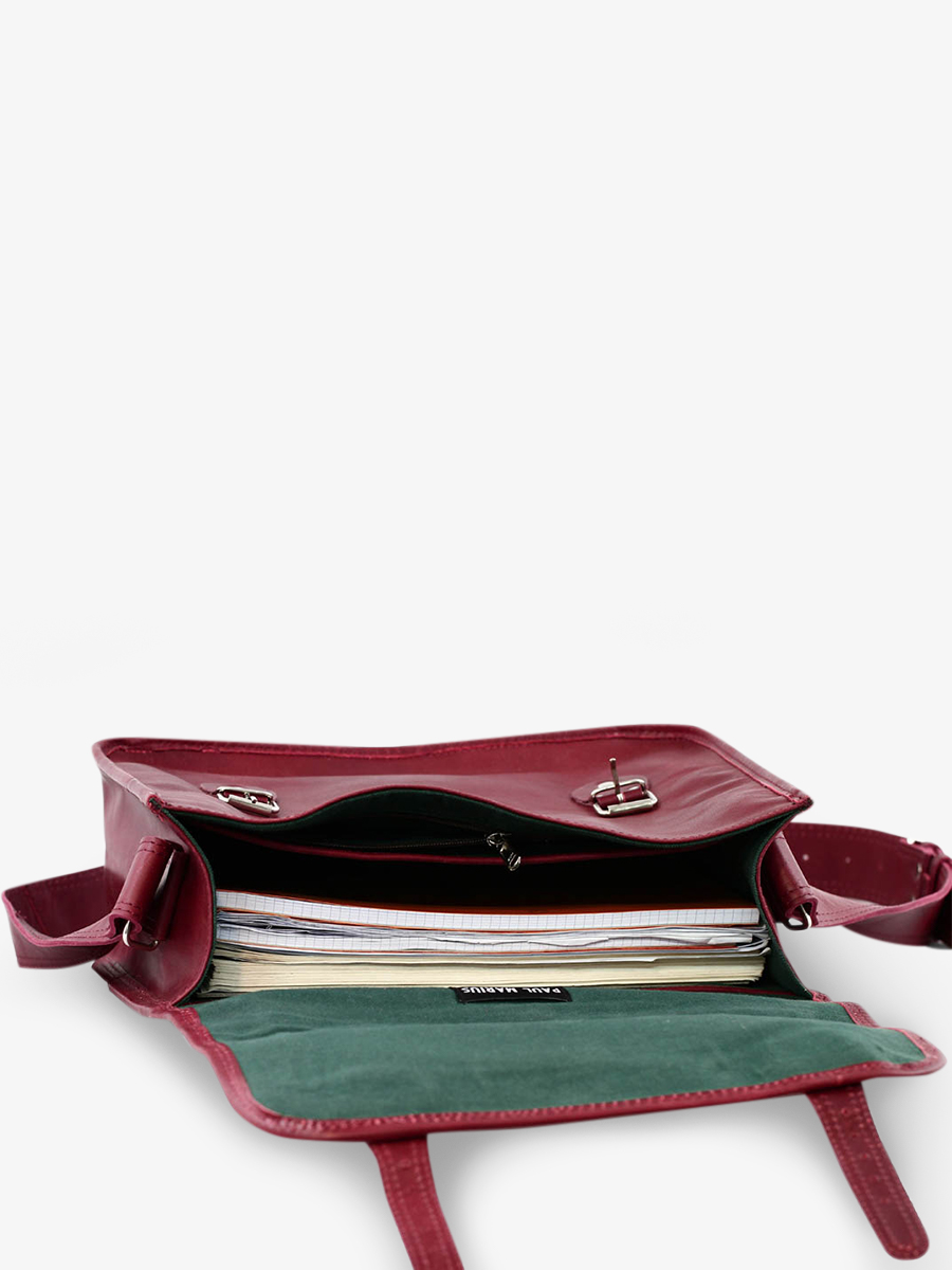 foto-interieur-document-deur-leder-a4-rood-lasacoche-m-bordeaux-paul-marius-m02s14-dr