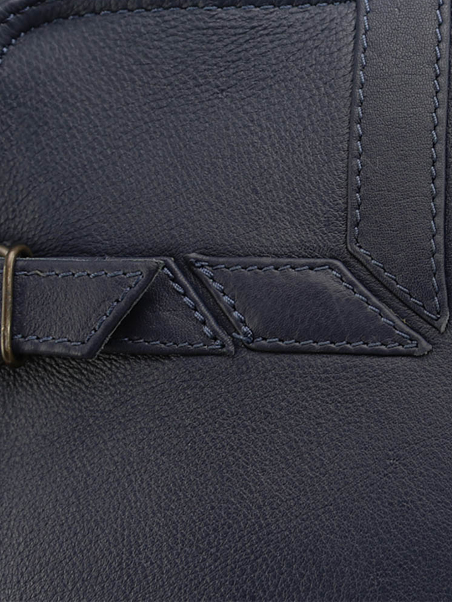 foto-materiaal-rugzak-in-leder-blauw-lecitadin-blauw-ink-paul-marius-b04-db