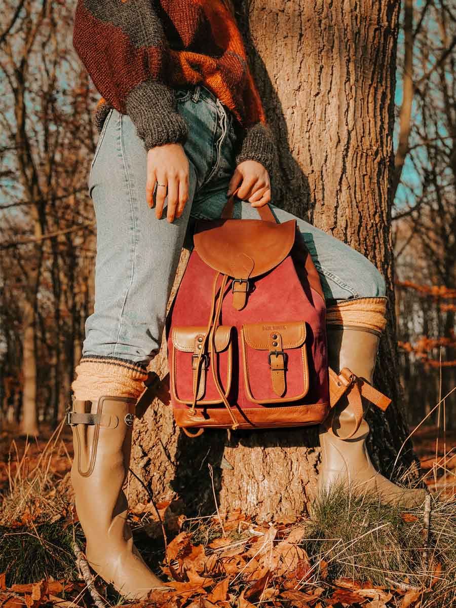 foto-rugzak-leder-bruin-violet-lechampêtre-pampa-naturel-rozijn-paul-marius-m36-ol-dr