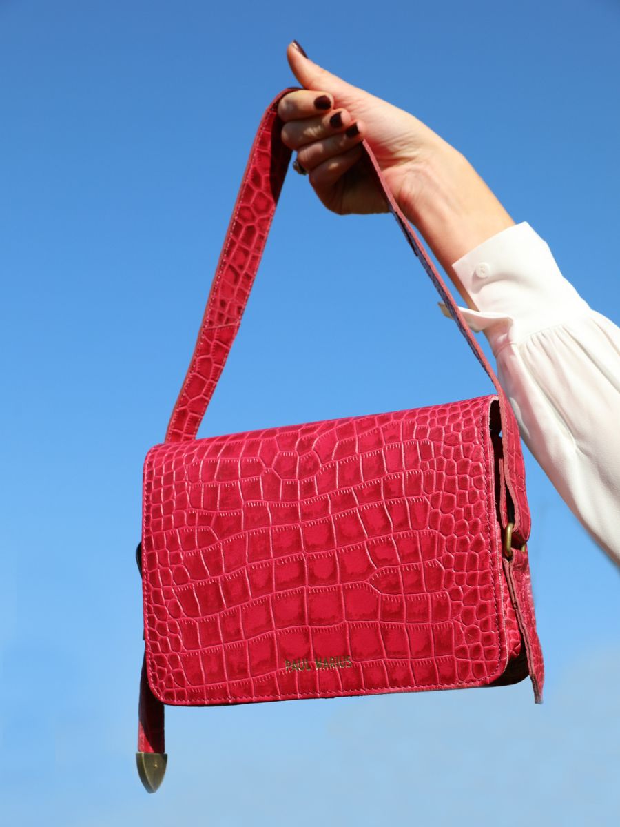 photo-bandouliere-bag-leather-pink-lebaguette-alligator-cocktail-tourmaline-paul-marius-w29-a-pi