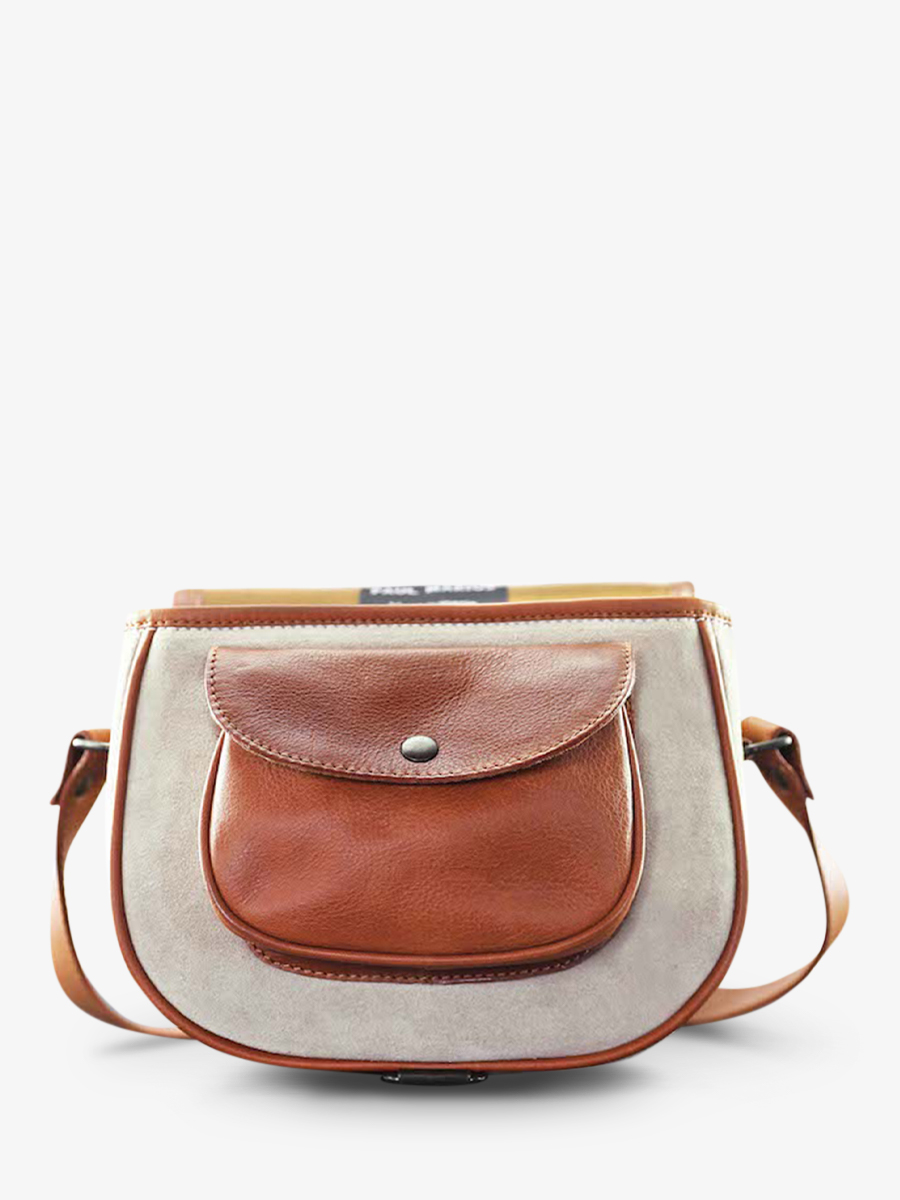 foto-interieur-bandouliere-tas-vrouw-leder-bruin-beige-pampa-paul-marius-lebohemien