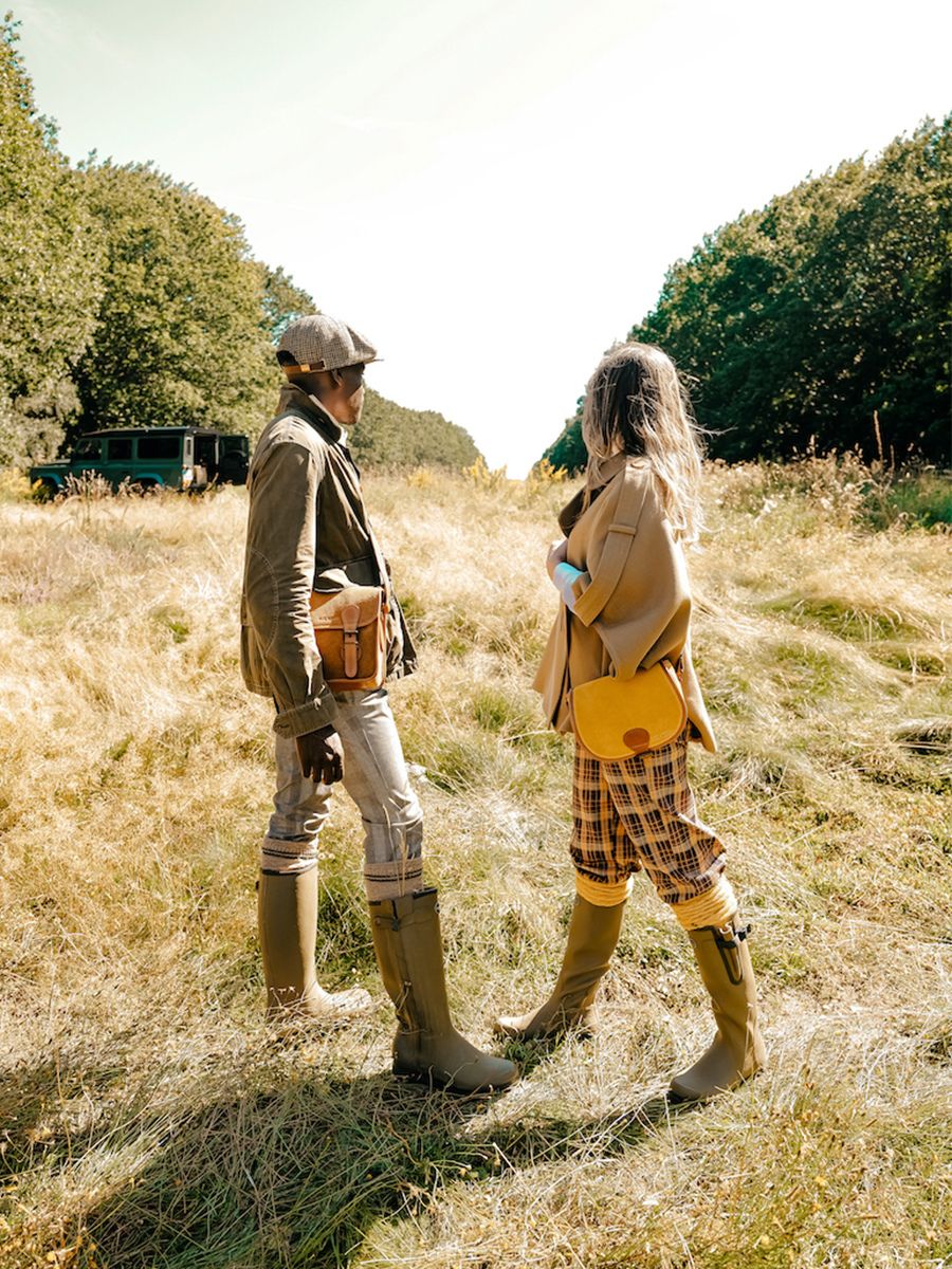 foto-voorzijde-bandtas-dames-leder-bruin-violet-pampa-paul-marius-lebohemien