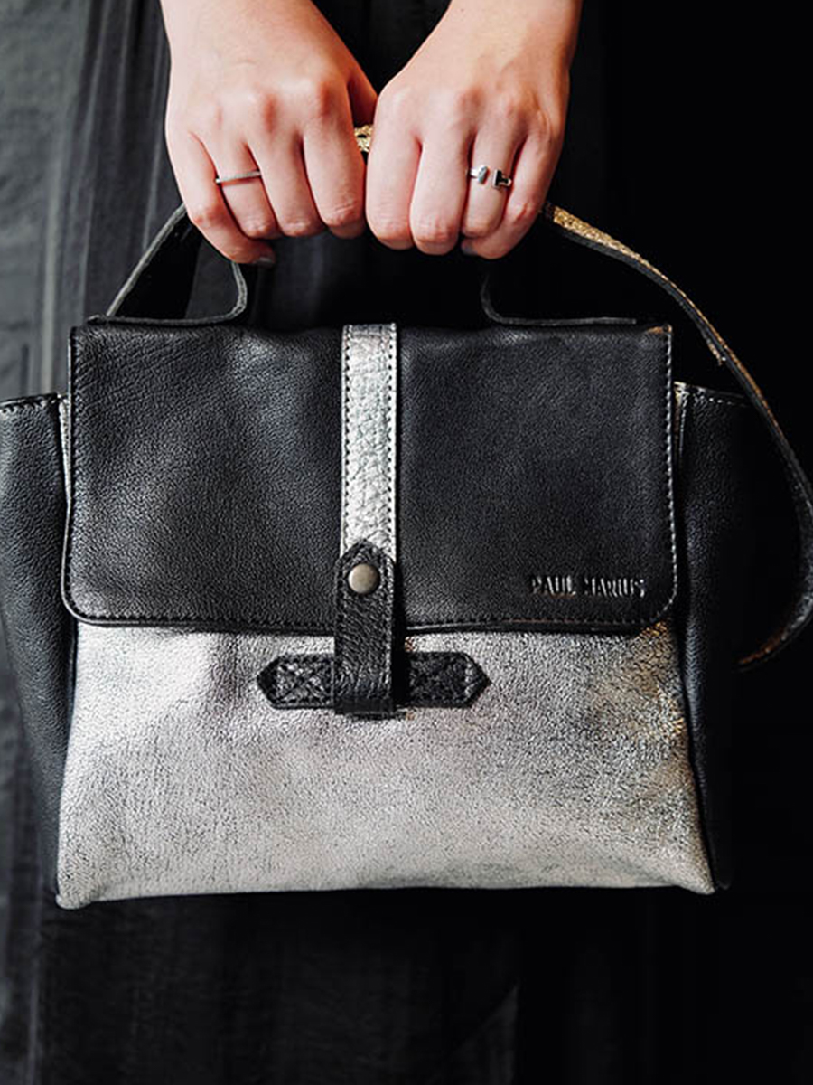 foto-buideltas-leer-vrouw-zilver-zwart-lecorneille-zilver-zwart-paul-marius-w23-s-b