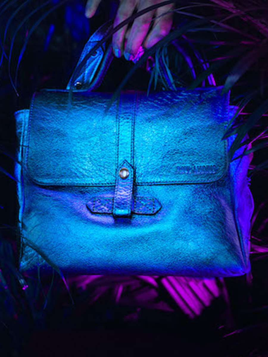 foto-tas-bandtas-leder-vrouw-blauw-lecorneille-scarabee-paul-marius-w23-p-blauw