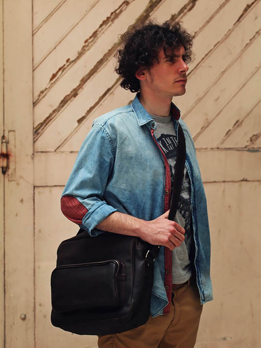 photo-bag-carrier-48h-men's-leer-zwart-leretro-indus-paul-marius-m15-d