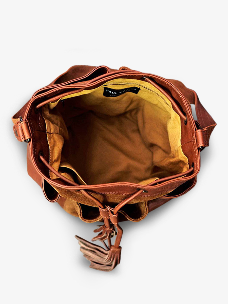 foto-interieur-bandouliere-tas-leder-vrouw-bruin-bloem-naturel-paul-marius-w10-l