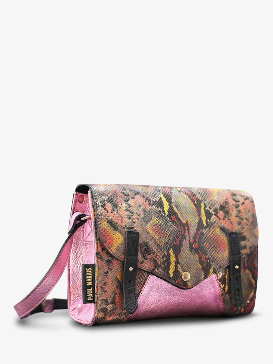 photo-vue-de-cote-bandouliere-bag-woman-leather-red-pink-indispensable-python-magma-pink-metallised-paul-marius-w08-pi-mcpi