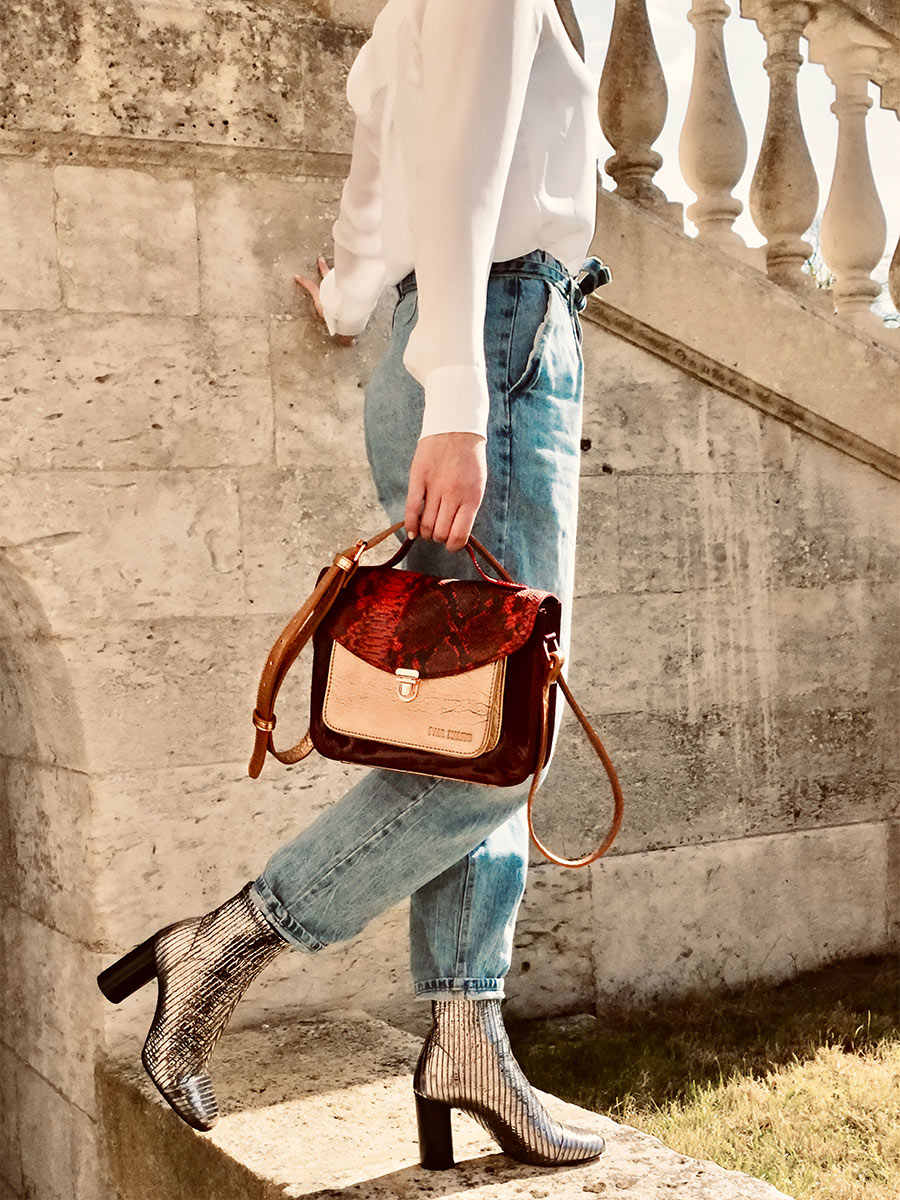 photo-cote-bandouliere-leder-woman-mademoiselle-george-passion-paul-marius-w05-pa