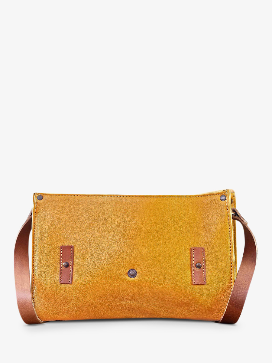 photo-back-pocket-bandolier-bag-leather-woman-yellow-indispensable-safran-paul-marius-w08-y