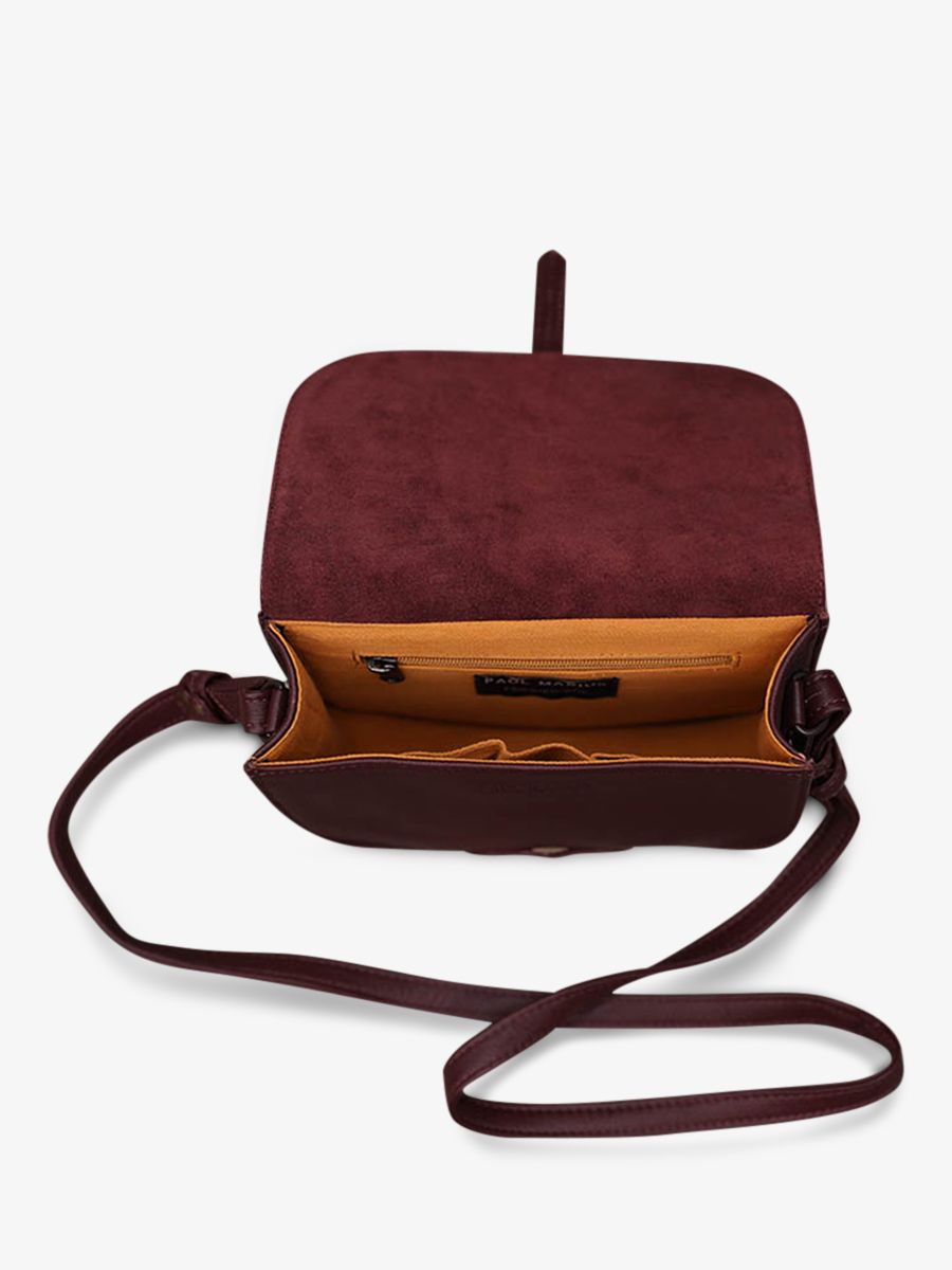foto-interieur-sac-bandouliere-cuir-vrouw-violet-lidole-paul-marius-w16-p