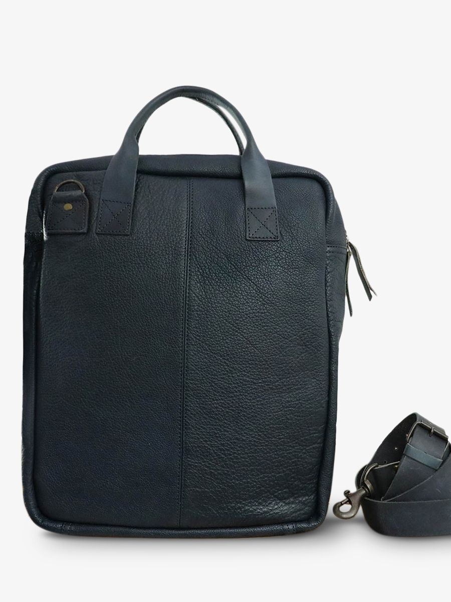 photo-cote-document-deur-in-leder-blauw-lecabas-de-marius-bleu-encre-paul-marius-b02-b-db